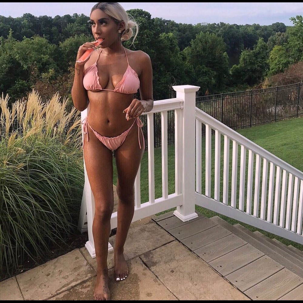 Light pink Scrunchy/ cheeky bikini